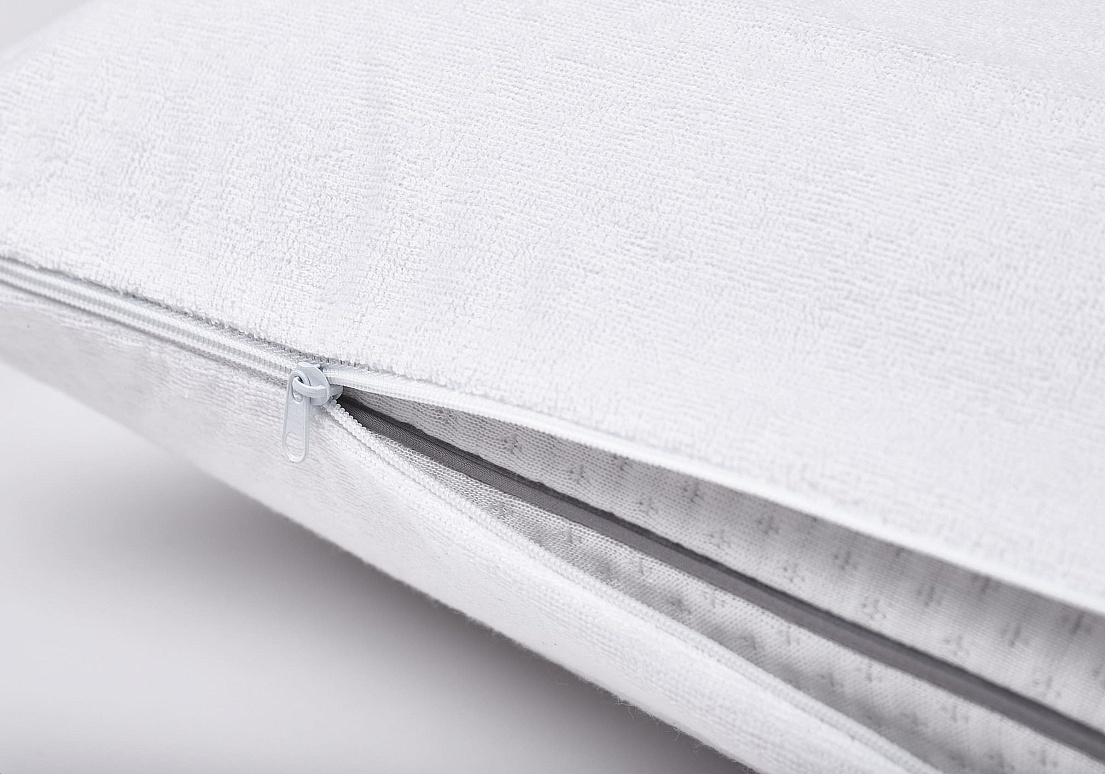 Защитный чехол на подушку